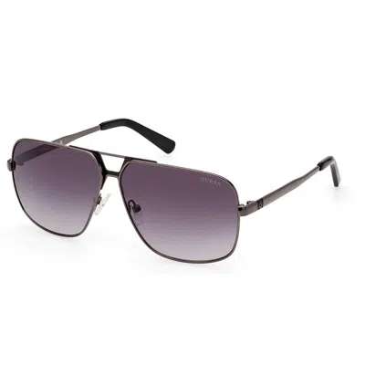 Guess Smoke Gradient Navigator Men's Sunglasses Gu00070 08b 61 In Pattern