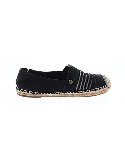 Pre-owned Guess Sneakers In Black