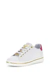 Guess Stasey Sneakers In Bianco