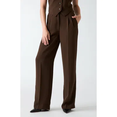 Guess Theoline Perfect Pleated Pants In Brown
