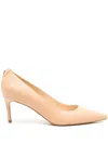 Guess Usa Bravo Pumps In 中性色
