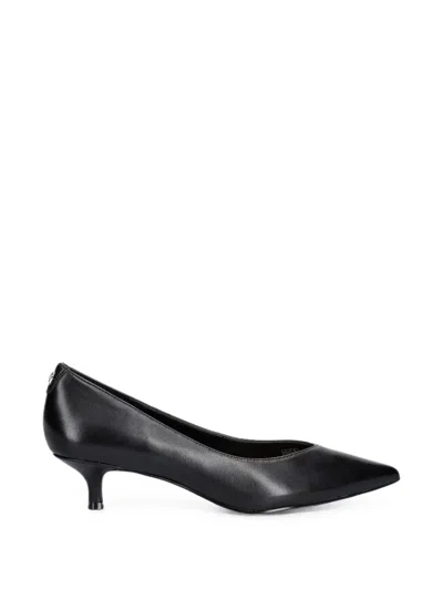 Guess Usa Casen Pumps In Black