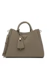 Guess Usa Gloriana Tote Bag In Green