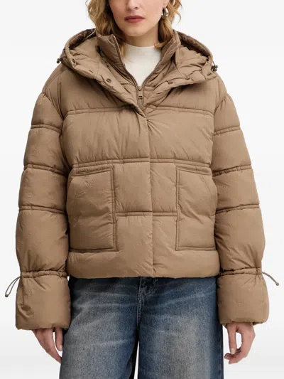 Guess Usa Hooded Pattern Puffer Jacket In Brown