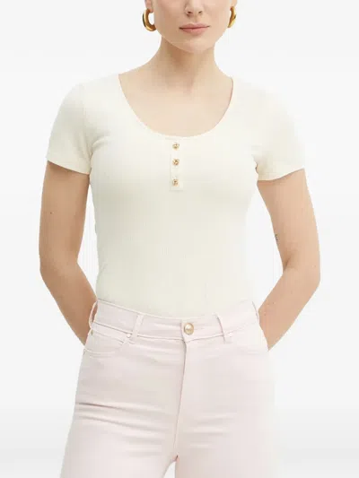 Guess Usa Karina Ribbed Decorative-button T-shirt In Neutral