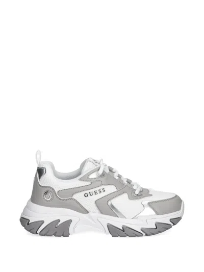 Guess Usa Logo-detail Sneakers In White