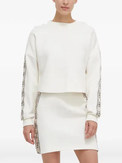 Guess Usa Logo-embellishment Sweatshirt In White