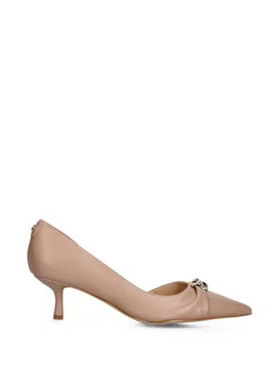 Guess Usa Logo-plaque Pointed-toe Pumps In Neutral