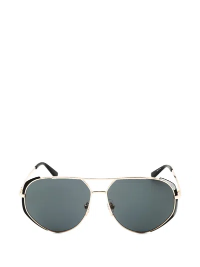Guess Usa Tinted-lens Sunglasses In Blue