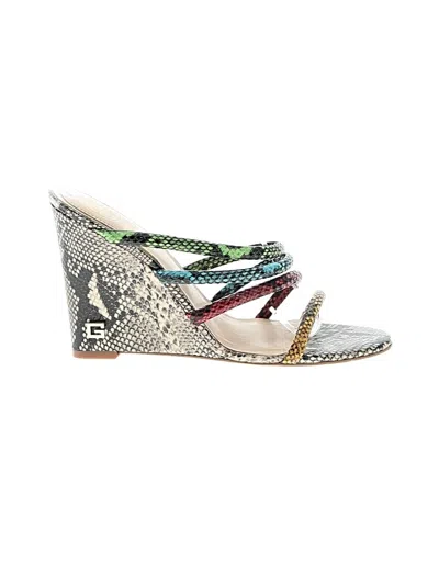 Pre-owned Guess Wedges In Ivory