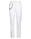 Guess Mom High Rise Tapered Fit Jeans With Chain Detail In White