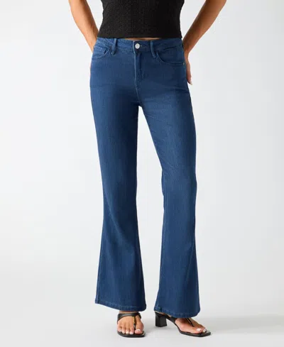 Guess Women's Carter Mid-rise Flare Jeans In Sunkissed Sky