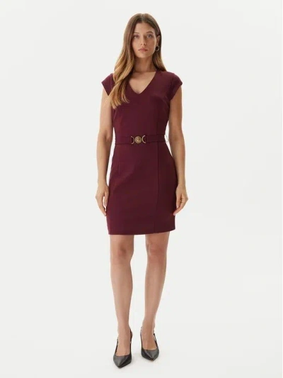 Guess Women's Clothes  W5bk21 Kcmu2 G596 In Burgundy