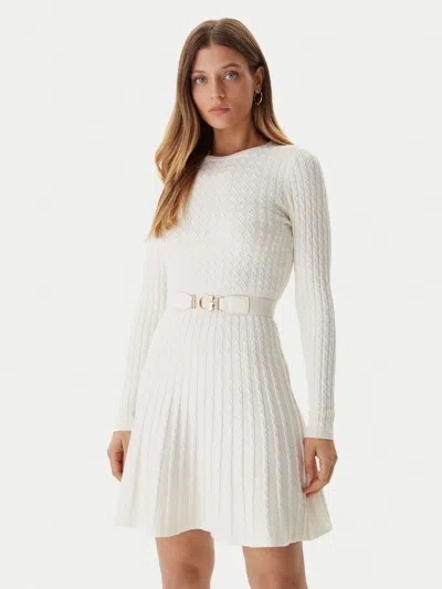 Guess Women's Clothes  W5bk68 Z2yj2 G1o6 In White