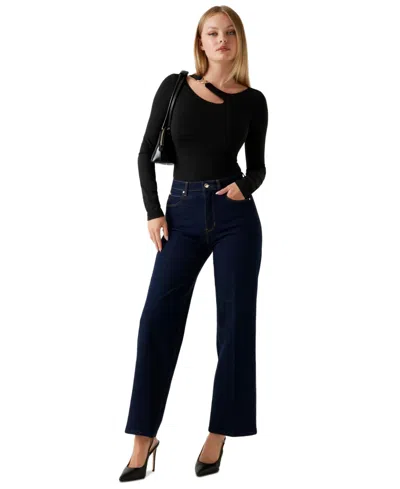 Guess Women's Eleanor Long-sleeve Buckle Top In Black