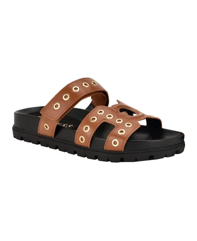 Guess Fashie Sandal In Brown