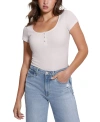 GUESS WOMEN'S KARLEE JEWEL-BUTTON RIBBED HENLEY TOP