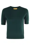 Guest In Residence Fitted Short-sleeved Cashmere Sweater Tee With Classic Crew Neck In Green