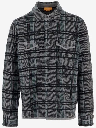 Guest In Residence 居住的客人 In Red