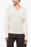 Guest In Residence V-neck Cashmere Sweater In Neutral