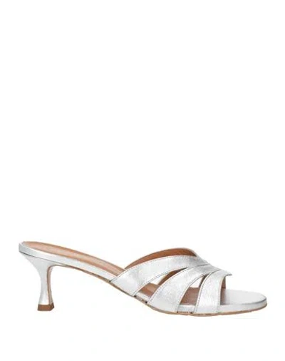 Guglielmo Rotta Woman Sandals Silver Size 6 Leather In White