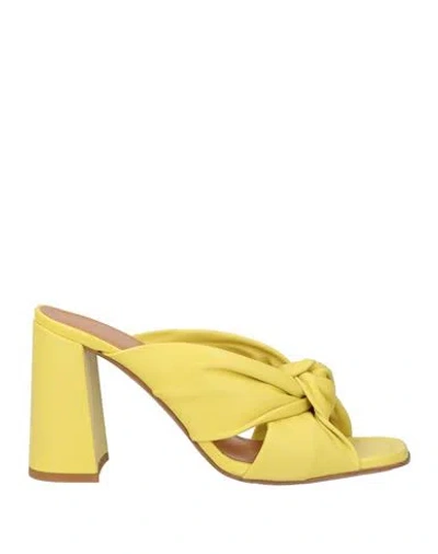 Guglielmo Rotta Woman Sandals Yellow Size 7 Leather