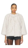Guizio Faux Fur Topper In White