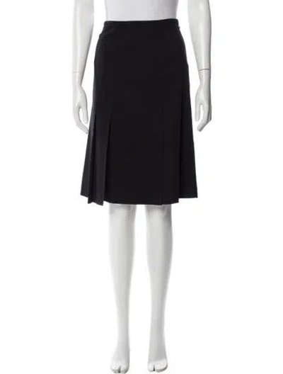 Pre-owned Gunex Pleated Accents Knee-length Skirt In Black