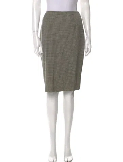 Pre-owned Guy Laroche Plaid Print Knee-length Skirt In Neutral