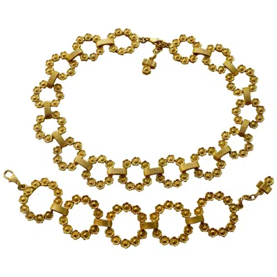 Pre-owned Guy Laroche Vintage  Flower Necklace Bracelet Set In Brown