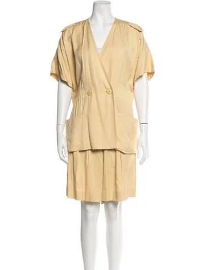 Pre-owned Guy Laroche Vintage Short Set In Yellow