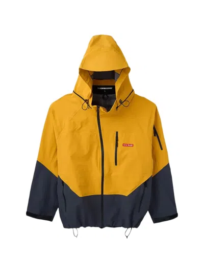 Gv Gallery Rasp-tex Colour-block Jacket In Yellow
