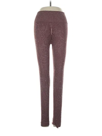 Pre-owned Gymshark Casual Pants In Burgundy