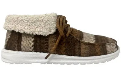 Gypsy Jazz Women's Alaska Shoe In Brown