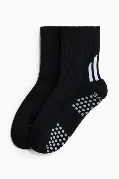H&m Kids' 2-pack Soccer Socks With Grip Soles In Black