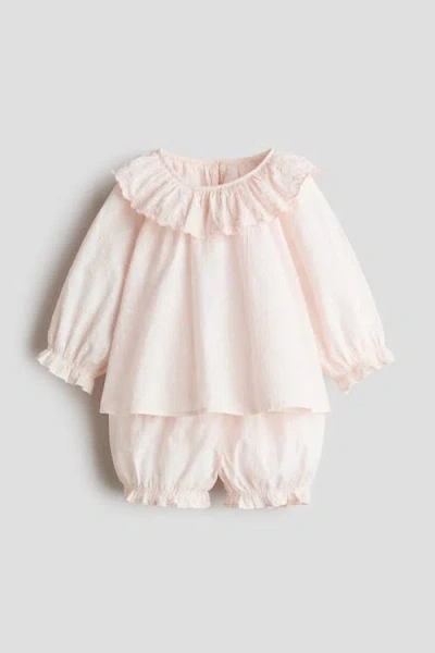 H&m Babies'  2-piece Cotton Plumeti Set In Neutral