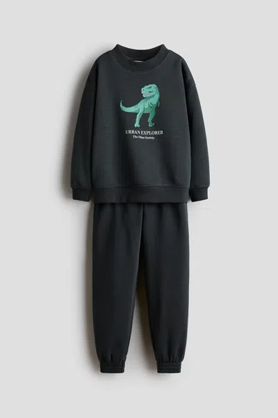 H&m Kids' 2-piece Printed Sweatshirt And Joggers Set In Black
