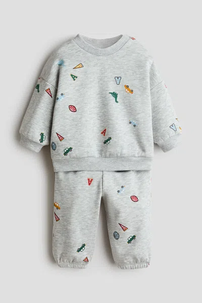 H&m Kids' 2-piece Printed Sweatshirt And Joggers Set In Green