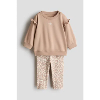 H&m Babies'  2-piece Sweatshirt And Leggings Set In Brown