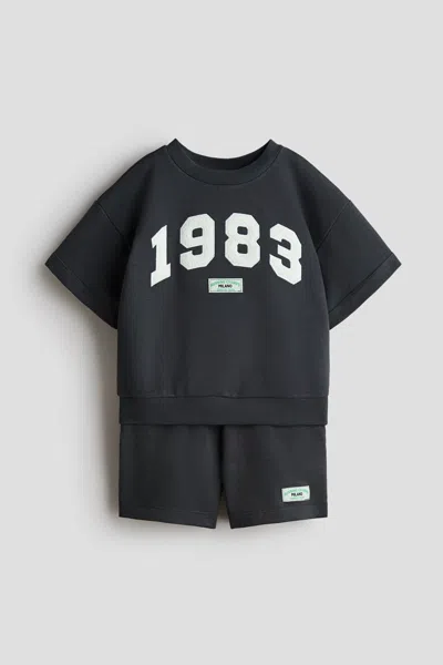 H&m Kids' 2-piece Sweatshirt And Shorts Set With Motif In Black