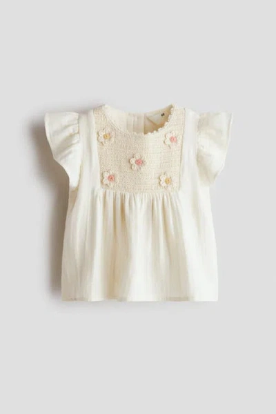 H&m Kids'  Appliquéd Cotton Blouse In White