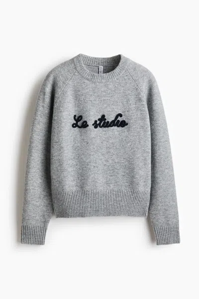 H&m Appliquéd Sweater In Gray