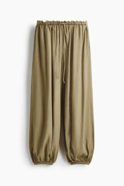 H&m Balloon Drawstring Trousers In Brown
