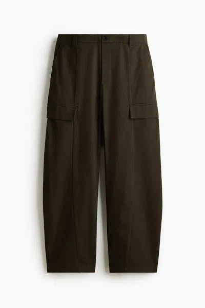 H&m Barrel-leg Cargo Pants In Black