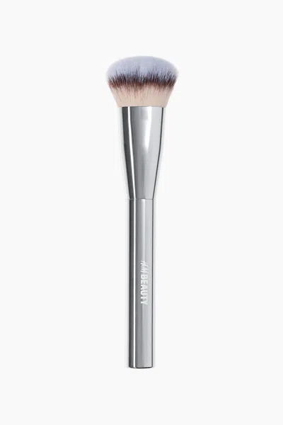 H&m Buffing Foundation Brush In Silver-colored