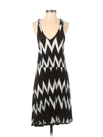 Pre-owned H&m Casual Dress In Black