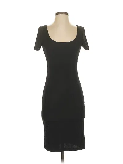 Pre-owned H&m Casual Dress In Black