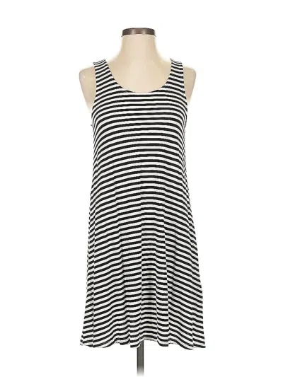 Pre-owned H&m Casual Dress In Black