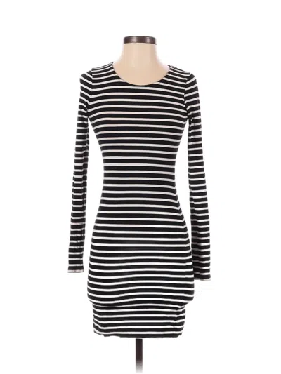 Pre-owned H&m Casual Dress In Black