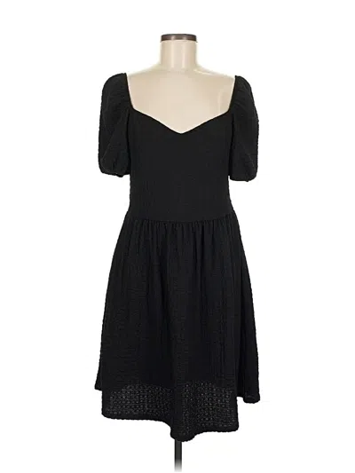 Pre-owned H&m Casual Dress In Black